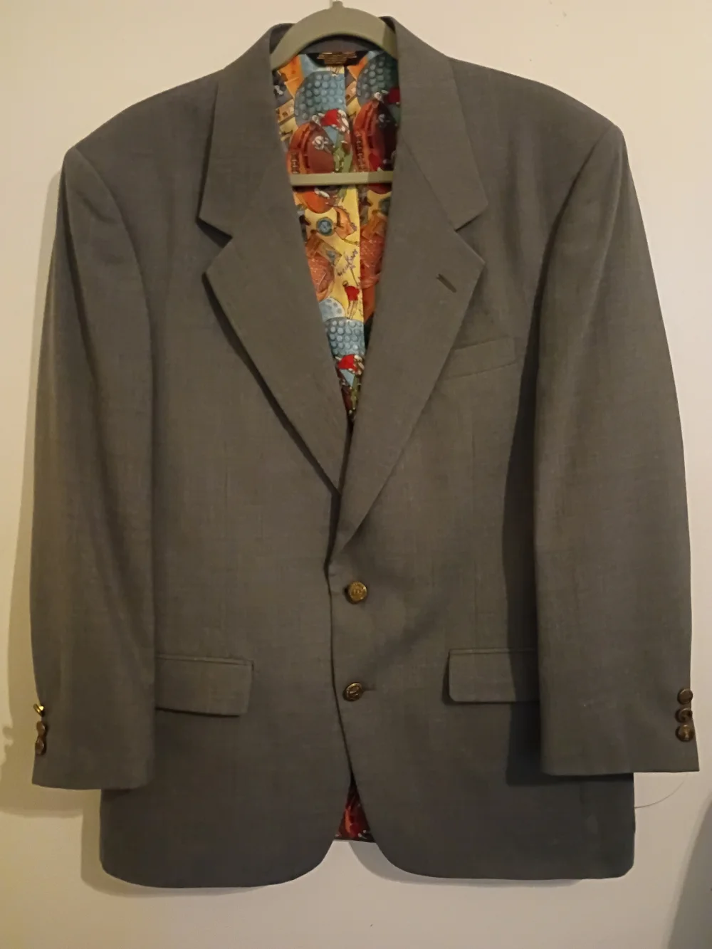 VTG Champion Men's Gray Sport Coat with Decorative Lining‎ Sz 42?